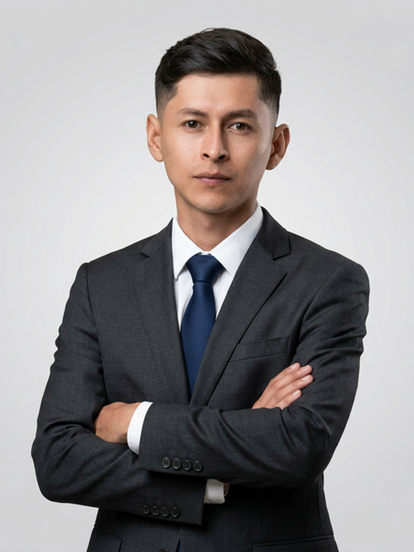 Fabián Posligua · Consultor CRM